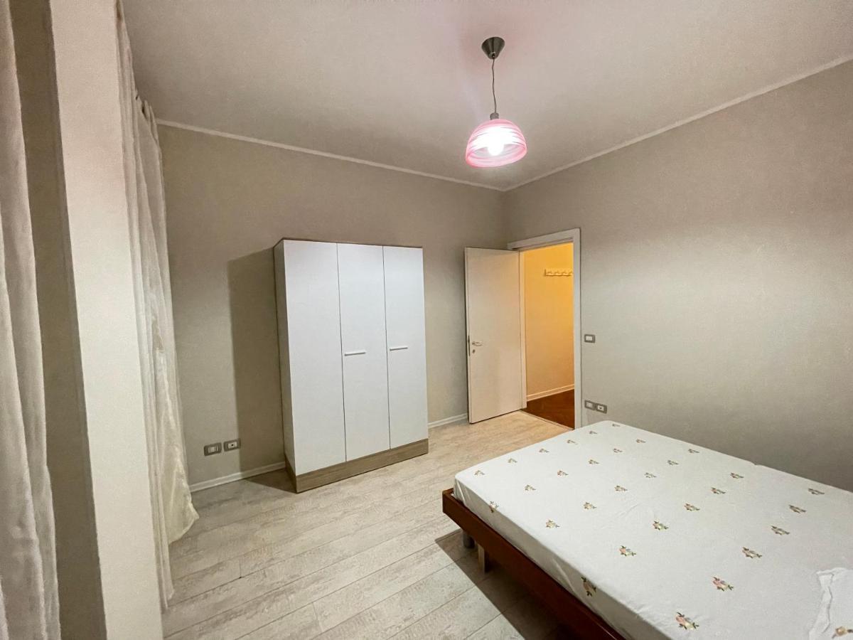 Mediterranean Sea Apartment City Center ดูร์เรส ภายนอก รูปภาพ