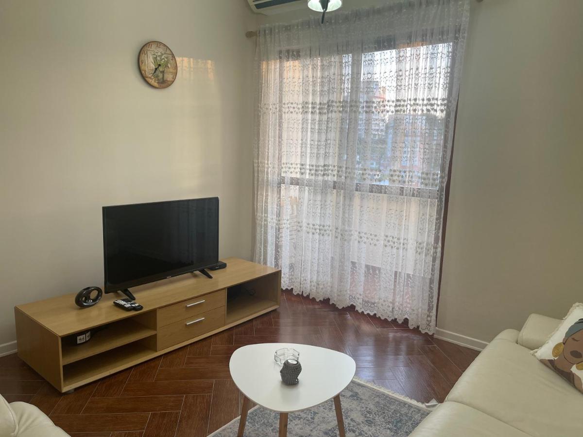 Mediterranean Sea Apartment City Center ดูร์เรส ภายนอก รูปภาพ